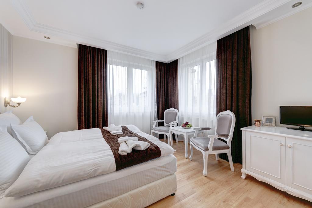 Boutique Hotel Diama Mratín Room photo