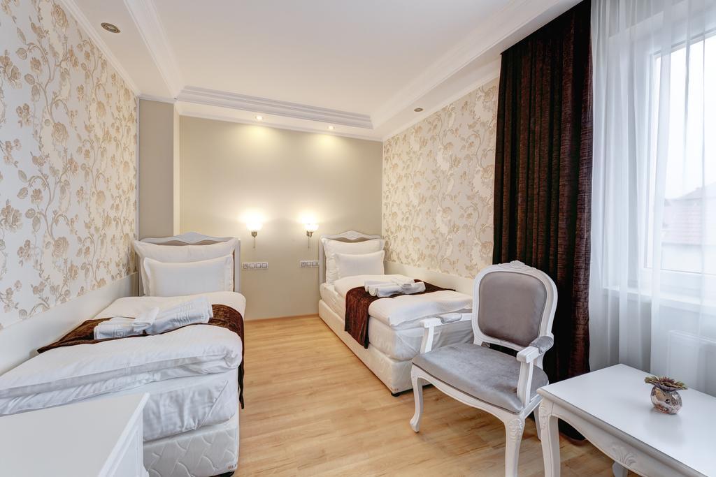 Boutique Hotel Diama Mratín Room photo